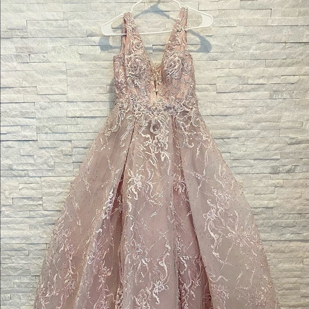 Stunning wedding guest dress